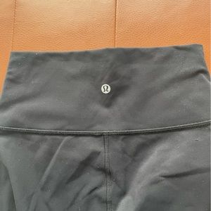 lululemon - Wunder Under (luxtreme) 28” length